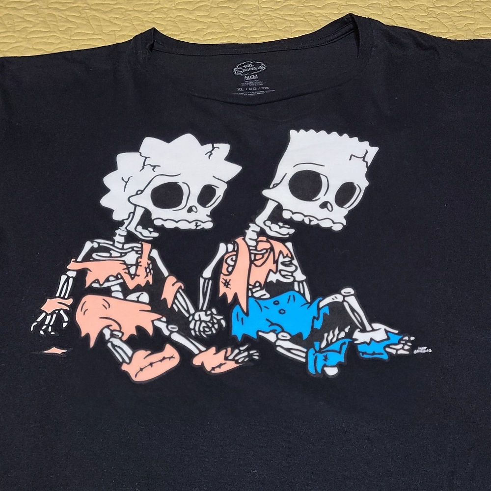 Simpsons Bart and Lisa Skeletons T shirt size XL